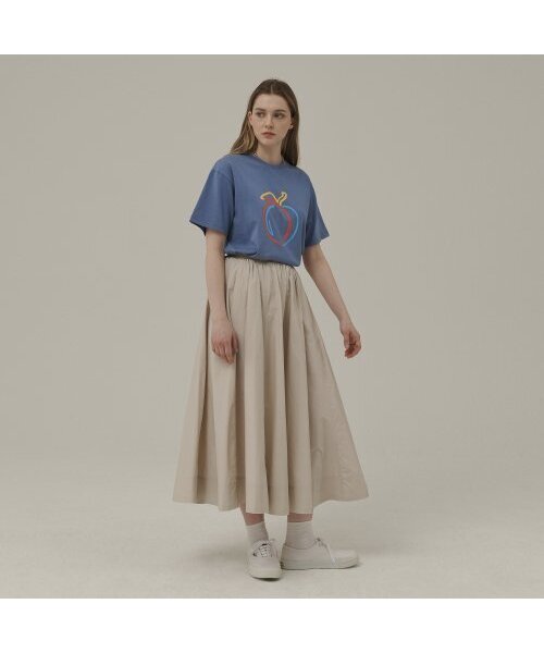 Between A and B（ビトウィーンエイアンドビー）の「リラックスフィットピーチプリントTシャツ[ブルー]（Tシャツ/カットソー・レディース・その他・FREE）」の3枚目の写真