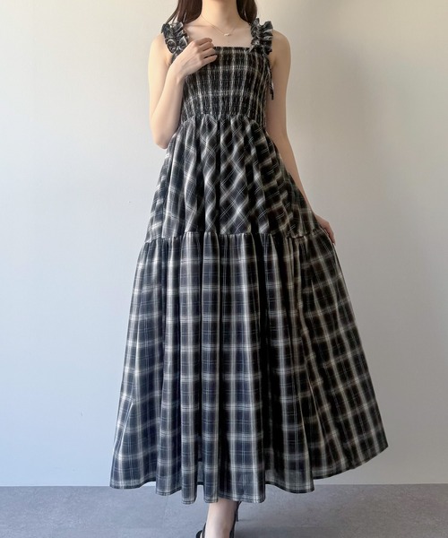 mipiarl(ミピアール)の「チェック柄フリルショルダーワンピース(ワンピース・レディース・ブラウン/ネイビー/ブラック・LARGE/MEDIUM/SMALL)」の12枚目の写真