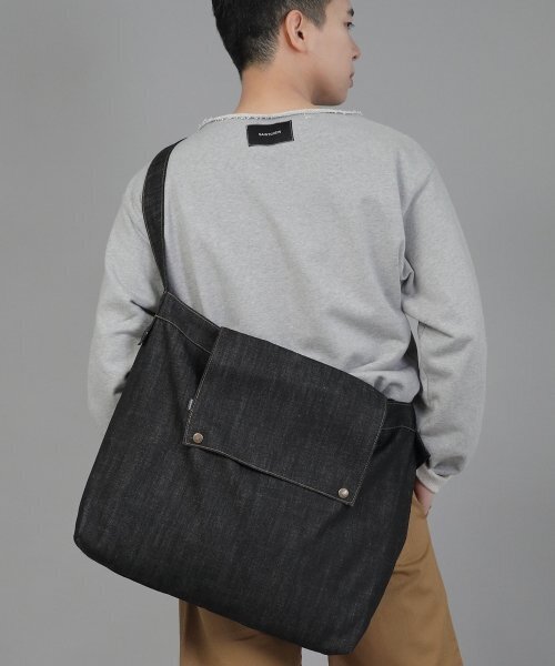 SAINTCREW(セントクルー)の「ブリーフケース ビッグサイズ クロスバッグ BCC-119 デニム ブラック(メッセンジャーバッグ・メンズ・その他・フリー)」の1枚目の写真