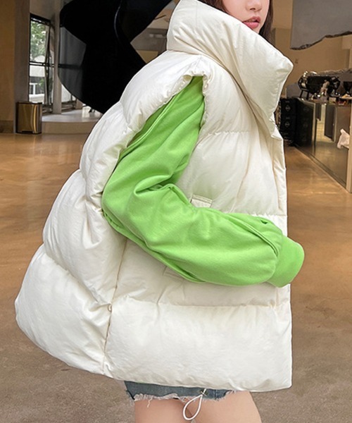 Flugge（フラッジー）の「中綿ボリュームダウンベスト（ダウンベスト・レディース・アイボリー/ブラック・MEDIUM/LARGE）」の3枚目の写真