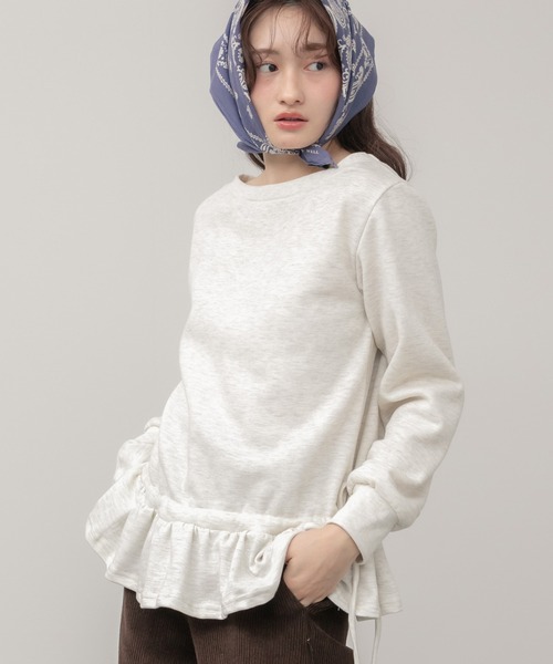 HEILIS（ヘイリス）の「オフショルダーペプラムスウェット / ブラック グレー アイボリー オートミール 杢 ガーリー カジュアル シンプル トレンド オフショルダー フリル ペプラム リボン 変形 春服 秋服 冬服 トップス 長袖 スウェット スエット クリスマス デート 忘年会（スウェット・レディース・グレー/ブラック/アイボリー・FREE）」の5枚目の写真