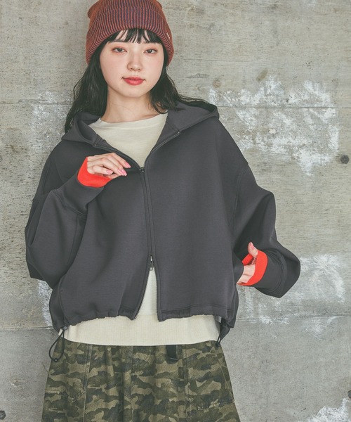 niko and...（ニコアンド）の「エアバルーンWジップパーカー（パーカー・レディース・ライトグリーン/ブラウン/チャコール/グレー・MEDIUM/LARGE）」の16枚目の写真