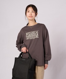 ロゴグラフィック ロングスリーブTシャツ