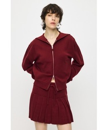 ZIP UP パーカー & PLEATED ミニスカート