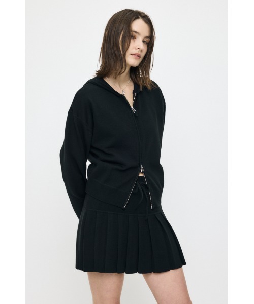 MOUSSY(マウジー)の「ZIP UP パーカー & PLEATED ミニスカート(ワンピース・レディース・杢グレー/ブラック/バーガンディー・1/2)」の7枚目の写真
