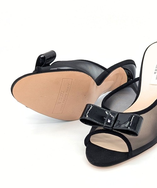 SEVEN TWELVE THIRTY(セヴントゥエルヴサーティー)の「LovelyWalk チュールリボンミュール(サンダル・レディース・レッド/ブラック/イエロー系その他/シルバー・22cm/22.5cm/23cm/23.5cm/24cm/24.5cm)」の14枚目の写真