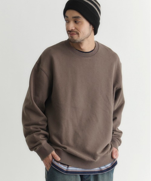 BACK NUMBER(バックナンバー)の「【BACK NUMBER】ピグメント加工クルーネックトレーナー (ドロップショルダー / ボックスシルエット / ユニセックス)(スウェット・メンズ・ネイビー/イエロー/サックスブルー/ブラック/ブラウン/グリーン・S/M/XL/L)」の13枚目の写真