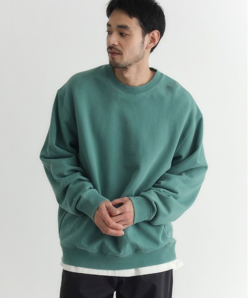 BACK NUMBER(バックナンバー)の「【BACK NUMBER】ピグメント加工クルーネックトレーナー (ドロップショルダー / ボックスシルエット / ユニセックス)(スウェット・メンズ・ネイビー/イエロー/サックスブルー/ブラック/ブラウン/グリーン・S/M/XL/L)」の15枚目の写真