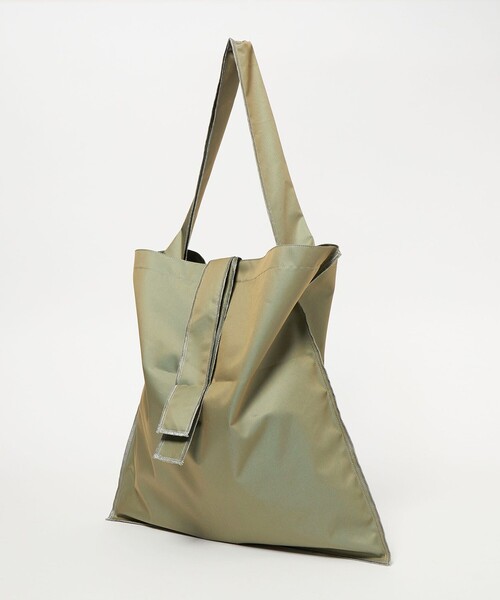 ITTI（イッチ）の「【別注】＜ITTI for ASTRAET＞インサイドアウト バッグ  L（トートバッグ・レディース・オリーブ・FREE）」の4枚目の写真