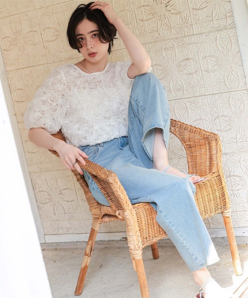 titivate(ティティベイト)の「フラワーチュールトップス(Tシャツ/カットソー・レディース・ライトベージュ/ブラック/オフホワイト・FREE)」の6枚目の写真