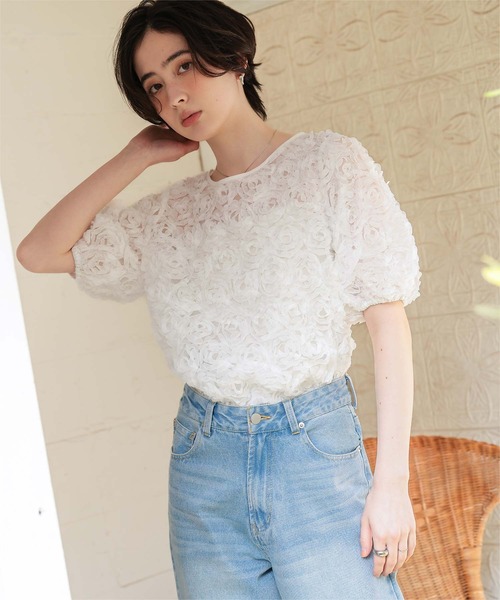 titivate(ティティベイト)の「フラワーチュールトップス(Tシャツ/カットソー・レディース・ライトベージュ/ブラック/オフホワイト・FREE)」の8枚目の写真