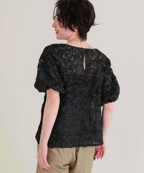 titivate(ティティベイト)の「フラワーチュールトップス(Tシャツ/カットソー・レディース・ライトベージュ/ブラック/オフホワイト・FREE)」の16枚目の写真