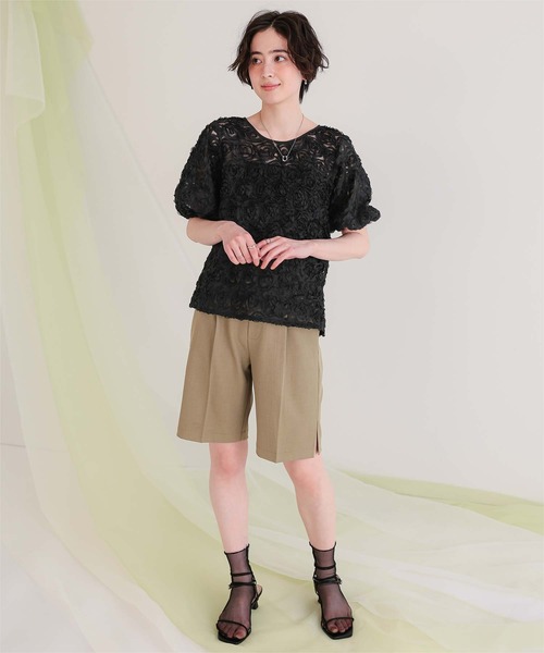 titivate(ティティベイト)の「フラワーチュールトップス(Tシャツ/カットソー・レディース・ライトベージュ/ブラック/オフホワイト・FREE)」の17枚目の写真