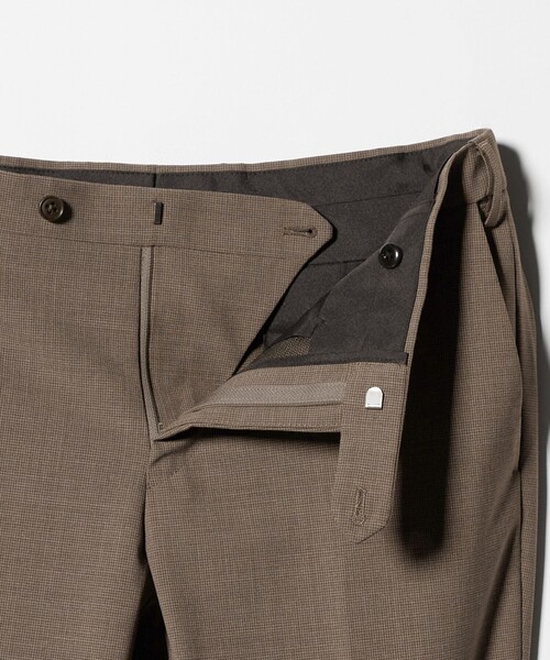 green label relaxing(グリーンレーベルリラクシング)の「A+ TWPU チドリ スリム セットアップ パンツ スラックス -ウォッシャブル・ストレッチ・ウエストアジャスター-(スーツパンツ・メンズ・ブラウン系・XXL/M/XL/L/S)」の15枚目の写真