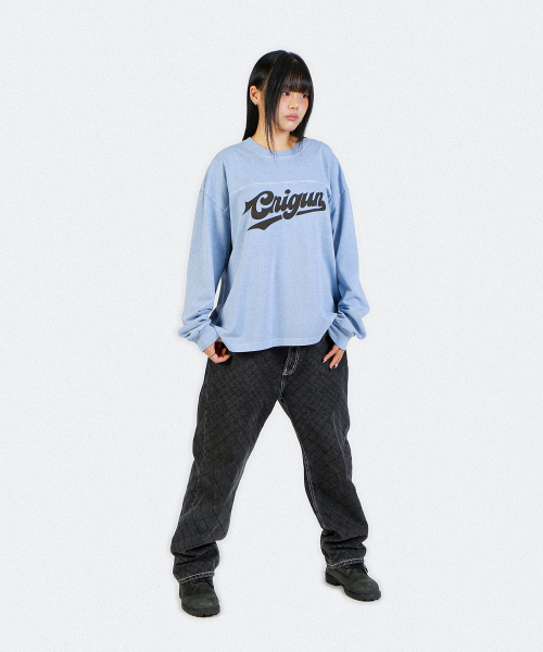 CRIGUN（クリガン）の「FOOTBALL CREW LONG SLEEVE PIGMENT BLUE（Tシャツ/カットソー・レディース・スカイブルー・SMALL/MEDIUM/LARGE/X-LARGE）」の3枚目の写真