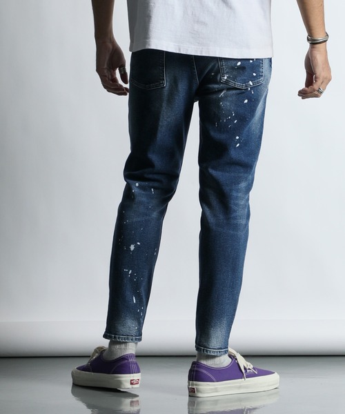 The DUFFER of ST.GEORGE（ザダファーオブセントジョージ）の「【WEB限定アイテム】「GUM STRETCH DENIM」USED PAINT JEANS：超伸縮「ガムストレッチ デニム」ユーズドペイント スリムジーンズ（デニムパンツ・メンズ・インディゴブルー・X-LARGE/LARGE/MEDIUM/SMALL）」の5枚目の写真