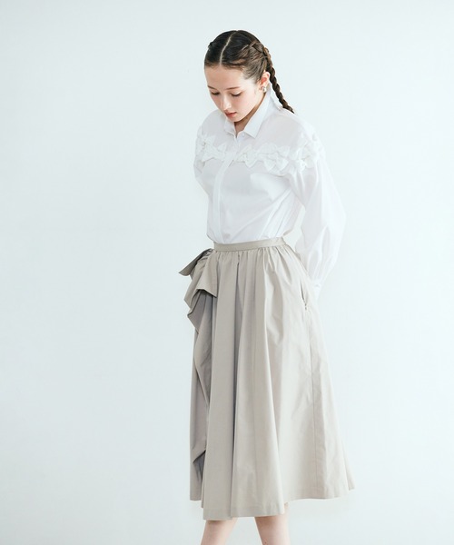 Audie a Muses（オーディアミューズ）の「リボン風ディテールスカート（スカート・レディース・ベージュ/ブラック・36/38/42）」の6枚目の写真
