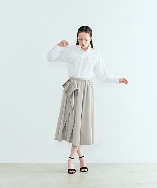 Audie a Muses（オーディアミューズ）の「リボン風ディテールスカート（スカート・レディース・ベージュ/ブラック・36/38/42）」の8枚目の写真