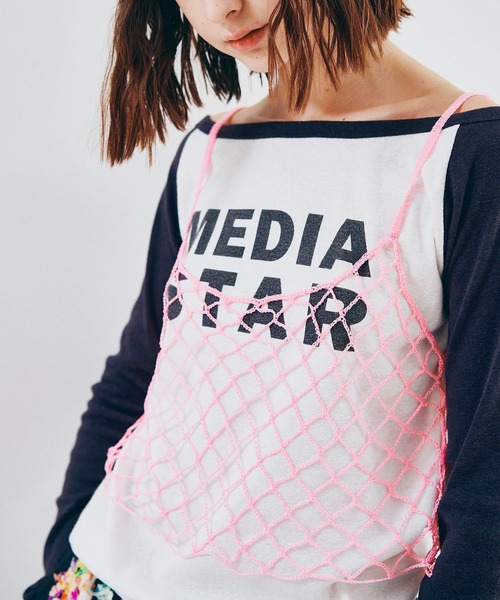 RNA（アールエヌエー）の「K2744 メタルヤーンハーフキャミ（キャミソール・レディース・ピンク/シルバー・MEDIUM）」の2枚目の写真