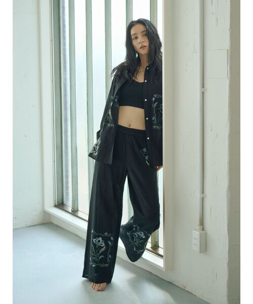 Ungrid（アングリッド）の「エンブロイダリーエスニックシャツ（シャツ/ブラウス・レディース・オフホワイト/オレンジ/ブラック・FREE）」の6枚目の写真