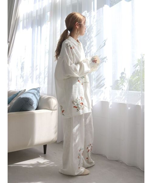 Ungrid（アングリッド）の「エンブロイダリーエスニックシャツ（シャツ/ブラウス・レディース・オフホワイト/オレンジ/ブラック・FREE）」の17枚目の写真