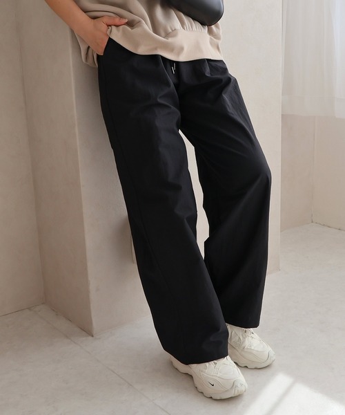 Social GIRL(ソーシャルガール)の「【SL】【Social GIRL】【it】ナイロンカーブパンツ(その他パンツ・レディース・ブラック・M)」の1枚目の写真