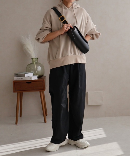 Social GIRL(ソーシャルガール)の「【SL】【Social GIRL】【it】ナイロンカーブパンツ(その他パンツ・レディース・ブラック・M)」の4枚目の写真
