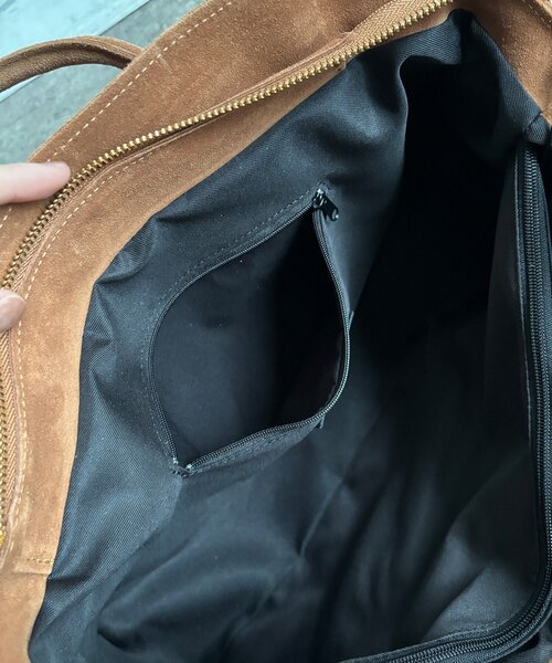 DouDou（ドゥドゥ）の「【WEB限定】スエードベルト付バッグ（ショルダーバッグ・レディース・キャメル・FREE）」の2枚目の写真