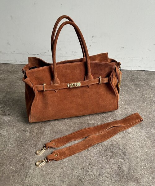 DouDou（ドゥドゥ）の「【WEB限定】スエードベルト付バッグ（ショルダーバッグ・レディース・キャメル・FREE）」の7枚目の写真