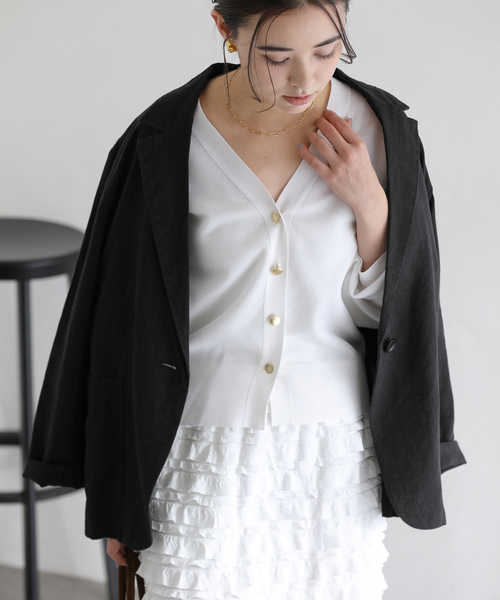 La TOTALITE（ラトータリテ）の「【洗える】ウォッシャブルリネン混ジャケット（テーラードジャケット・レディース・ブラック/ベージュ/ホワイト・36/38）」の12枚目の写真