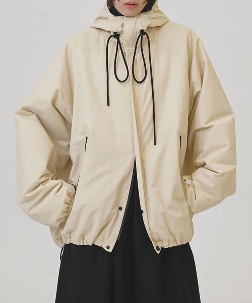 TODAYFUL（トゥデイフル）の「【TODAYFUL/トゥデイフル】Hoodie Puff Jacket/フーディーパフジャケット（ブルゾン・レディース・キナリ/ブラック・38/36）」の2枚目の写真