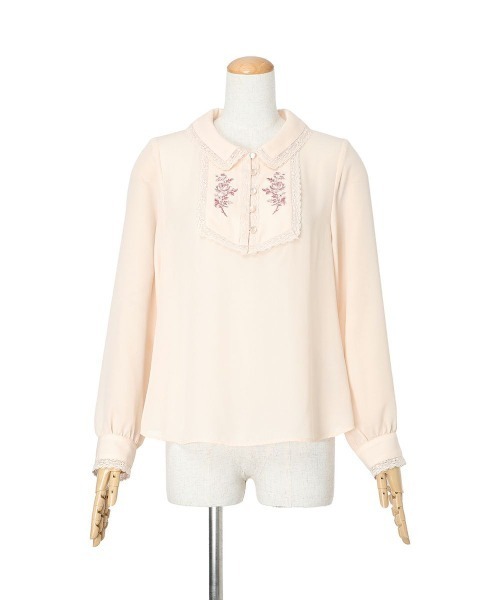 an another angelus(アンアナザーアンジェラス)の「レース使いヨークローズ刺繍ブラウス(シャツ/ブラウス・レディース・オフホワイト/ピンクベージュ・FREE)」の9枚目の写真