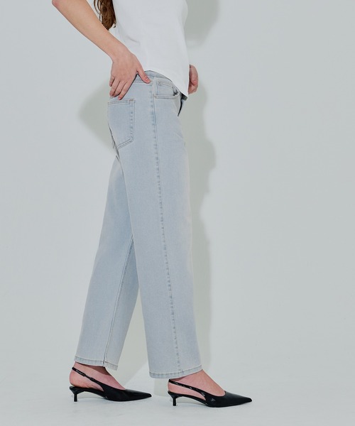 coca（coca）（コカ）の「ムーヴデニムストレートパンツ（デニムパンツ・レディース・ホワイト/ライトブルー・S/M/L）」の10枚目の写真