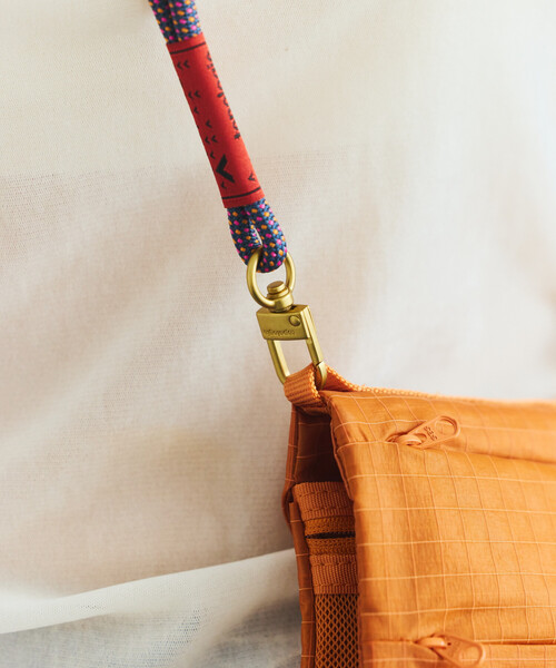 Topologie(トポロジー)の「Topologie/トポロジー 6mm ROPE STRAP【ストラップ単体】(スマホグッズ・メンズ・ピンク/ブラック/オリーブ・ONE SIZE)」の18枚目の写真