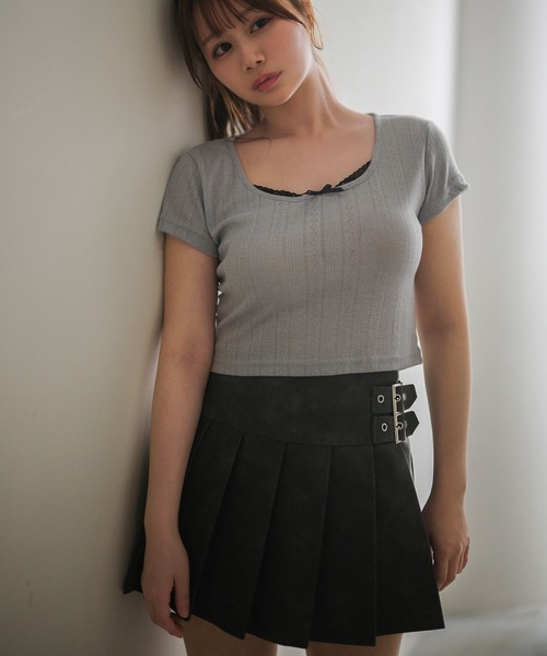 M DOLLY(エムドリー)の「leather pleats rai mini skirt/レザープリーツレイミニスカート(スカート・レディース・ブラウン/チャコールグレー・M/S)」の7枚目の写真