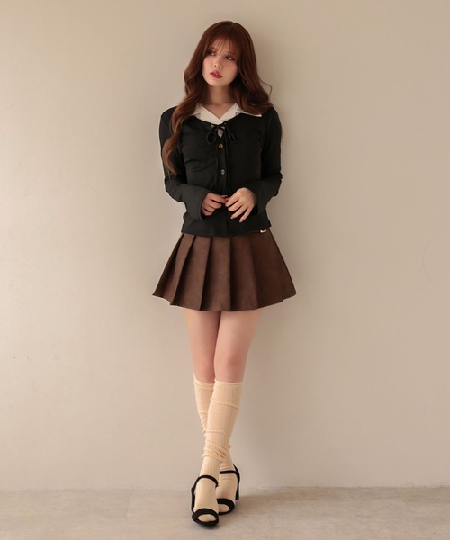 M DOLLY(エムドリー)の「leather pleats rai mini skirt/レザープリーツレイミニスカート(スカート・レディース・ブラウン/チャコールグレー・M/S)」の13枚目の写真
