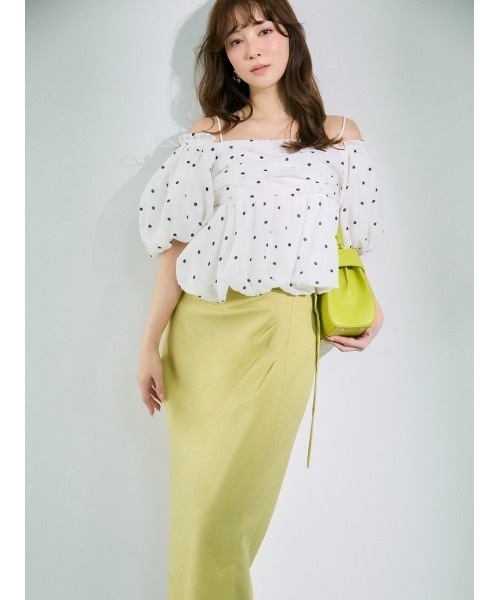 FRAY I.D（フレイアイディー）の「【WEB限定】オフショルパフスリーブブラウス／ウォッシャブル（シャツ/ブラウス・レディース・ブラック/ホワイト・F）」の7枚目の写真