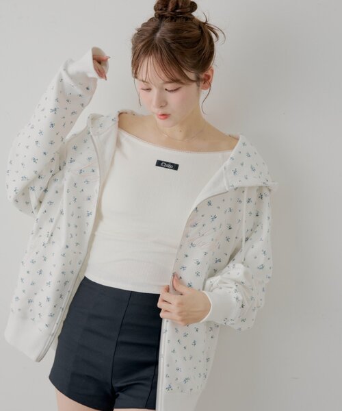 Chico(チコ)の「パターンメッシュカップ付レースコンパクトトップス(Tシャツ/カットソー・レディース・アイボリー/ブラック/ブルー/ホワイト系その他2・FREE)」の14枚目の写真