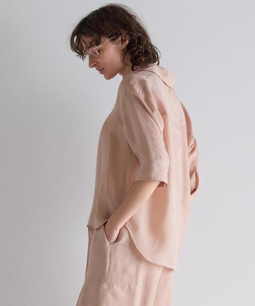 martinique（マルティニーク）の「シルキーキュプラオーバーサイズスリーブシャツ（セットアップ可）（シャツ/ブラウス・レディース・ピンク・FREE）」の4枚目の写真