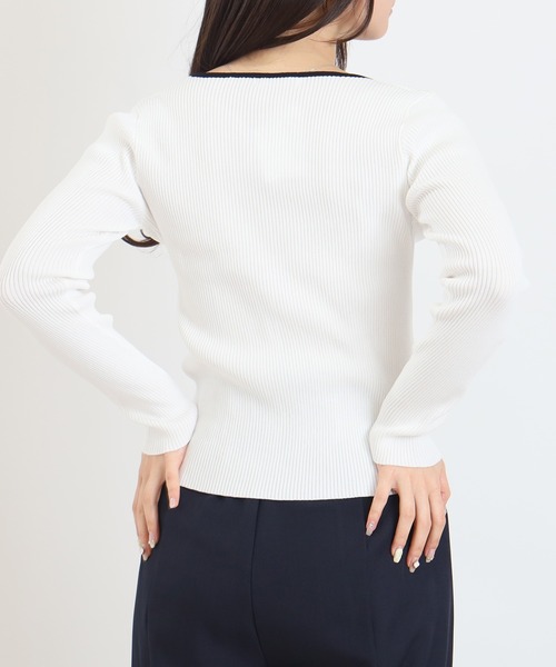 TRUDEA(トルディア)の「スリットネックリブニット(ニット/セーター・レディース・ホワイト×ブラック/ホワイト/ネイビー/ホワイト×ネイビー・LARGE/MEDIUM)」の15枚目の写真