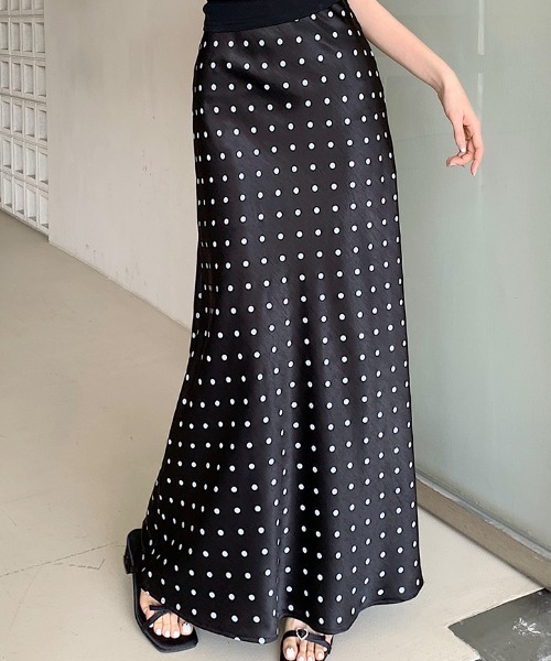 ドット柄サテンマーメイドスカート（スカート）｜emi+（エミプラス）の
