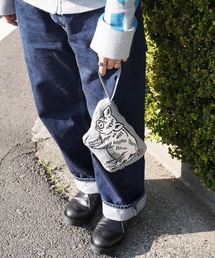 GLOBAL FORME CONCRETE（グローバルフォルムコンクリート）の「【AND PACKABLE】ZPO(ポーチ)アニマル ダイカット（財布）」