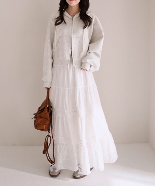 archives(アルシーヴ)の「コットンレースティアードスカート(スカート・レディース・ブラック/オフホワイト・MEDIUM)」の6枚目の写真