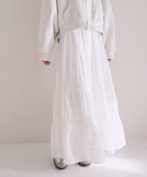 archives(アルシーヴ)の「コットンレースティアードスカート(スカート・レディース・ブラック/オフホワイト・MEDIUM)」の3枚目の写真