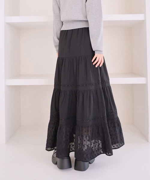 archives(アルシーヴ)の「コットンレースティアードスカート(スカート・レディース・ブラック/オフホワイト・MEDIUM)」の15枚目の写真