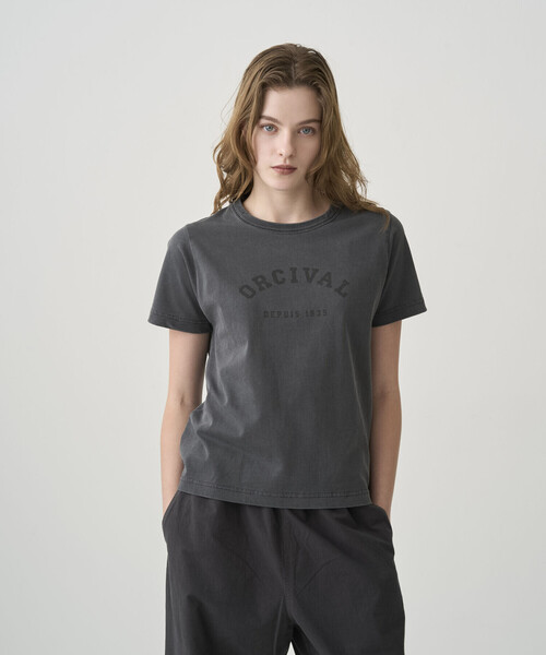 ORCIVAL(オーシバル)の「ORCIVAL | ジャージーニット コンパクトプリントTシャツ WOMEN(Tシャツ/カットソー・レディース・ピンク/グレイッシュベージュ/チャコール・1)」の1枚目の写真