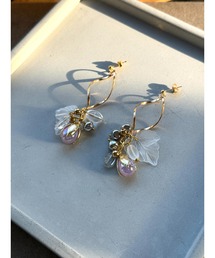 【musk】オーロラピンクチャームの華やかピアス(MA)