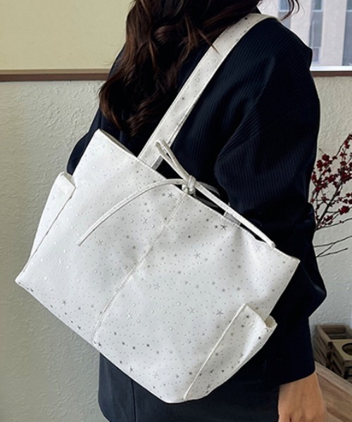 mebole(メボレ)の「star&dot totebag(トートバッグ・レディース・ホワイト/ブルー・FREE)」の9枚目の写真
