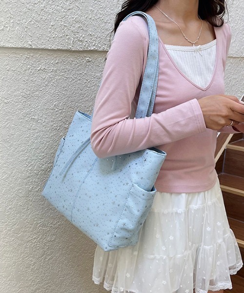mebole(メボレ)の「star&dot totebag(トートバッグ・レディース・ホワイト/ブルー・FREE)」の21枚目の写真