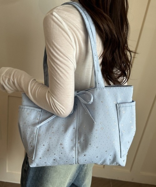 mebole(メボレ)の「star&dot totebag(トートバッグ・レディース・ホワイト/ブルー・FREE)」の19枚目の写真
